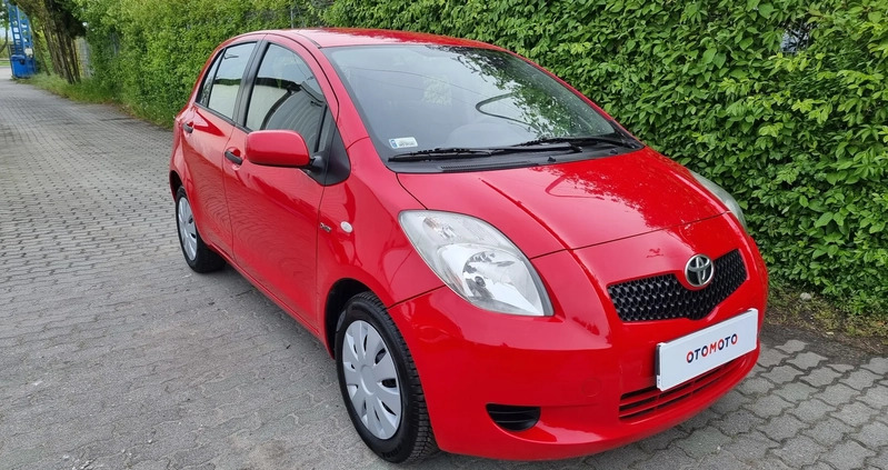 Toyota Yaris cena 11900 przebieg: 199000, rok produkcji 2008 z Warszawa małe 407